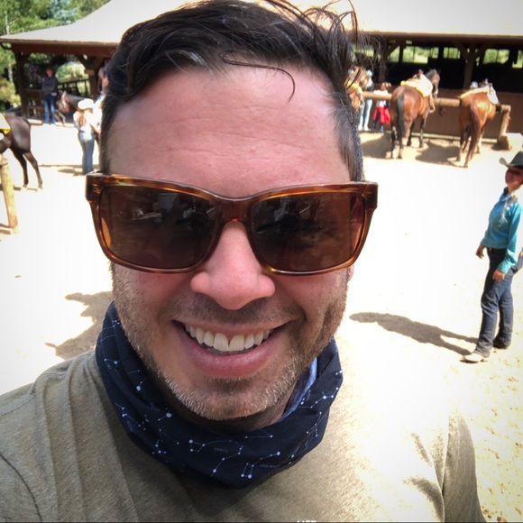 Meet your Posher, Scott - Picture 1 of 1